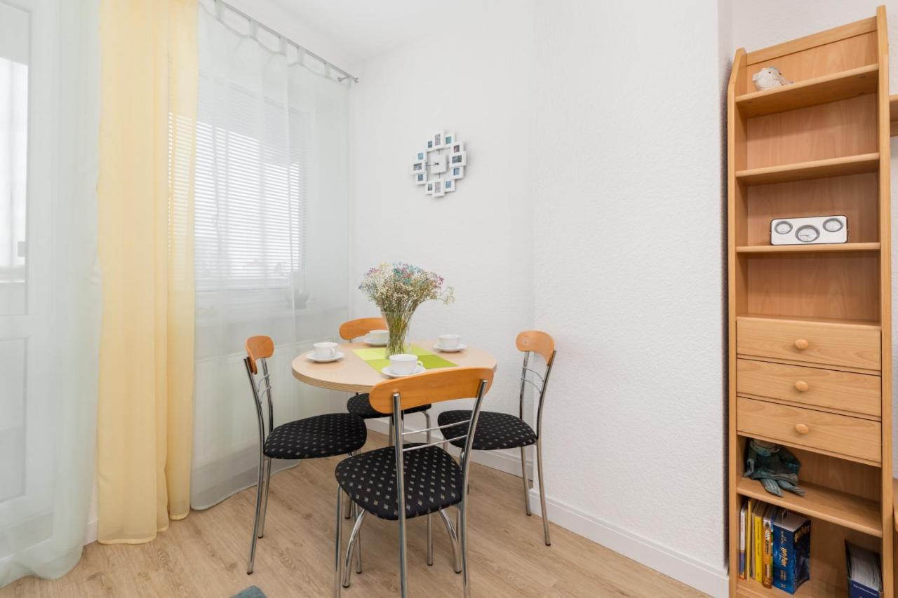 Comfy Studio Turystyczna 300 M To The Beach By Noclegi Renters Miedzyzdroje Bagian luar foto